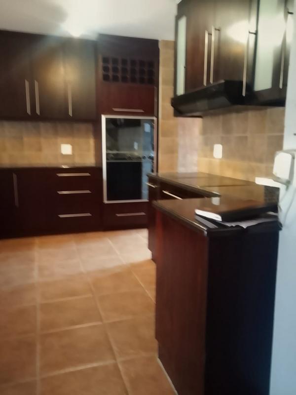 3 Bedroom Property for Sale in Harbour Island Western Cape